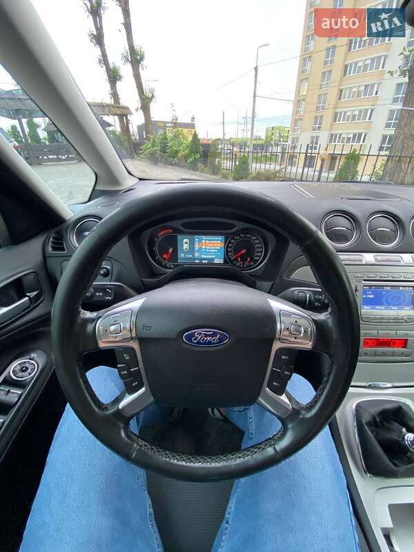 Мінівен Ford Galaxy 2009 в Тернополі