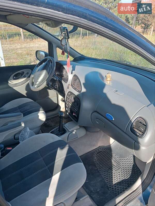 Минивэн Ford Galaxy 1998 в Краковце