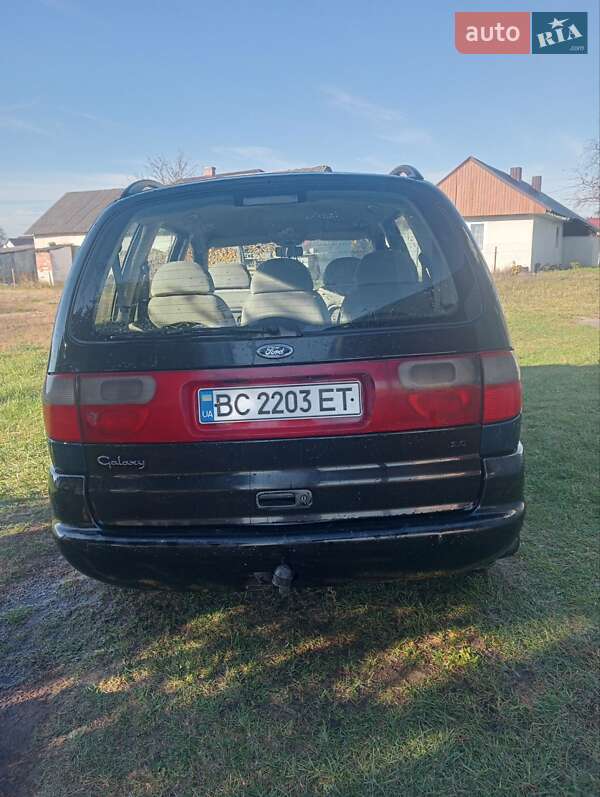 Минивэн Ford Galaxy 1998 в Краковце