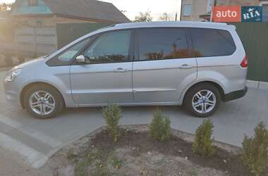 Минивэн Ford Galaxy 2013 в 