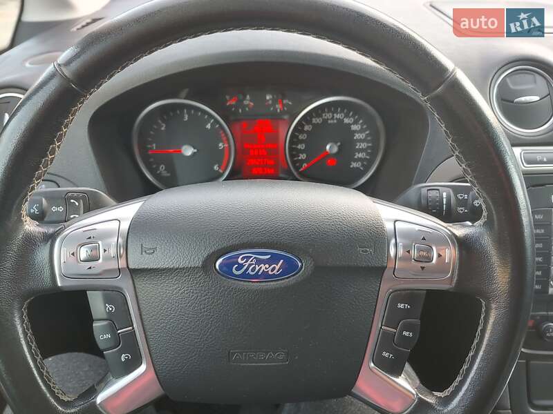 Мінівен Ford Galaxy 2013 в Черкасах