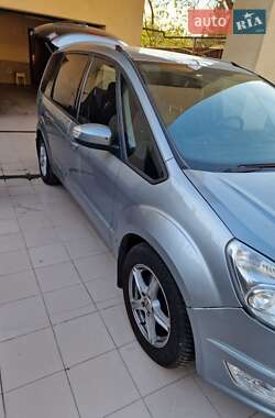 Минивэн Ford Galaxy 2011 в 