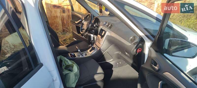 Минивэн Ford Galaxy 2010 в Нововолынске