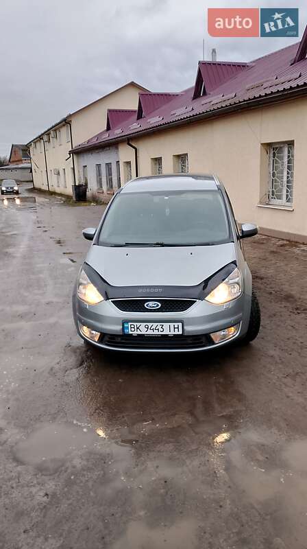 Минивэн Ford Galaxy 2010 в Ровно