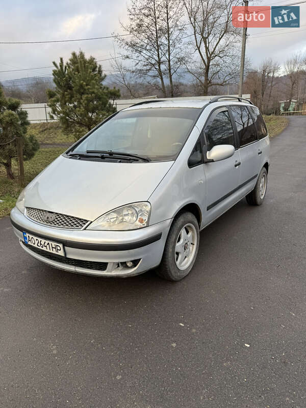 Ford Galaxy 2000