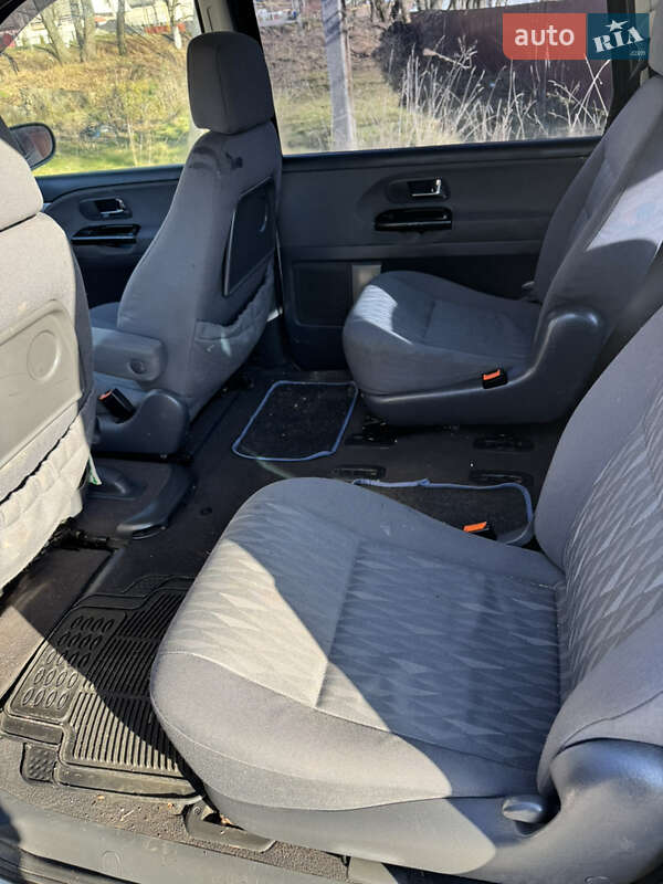 Минивэн Ford Galaxy 2000 в Мукачево