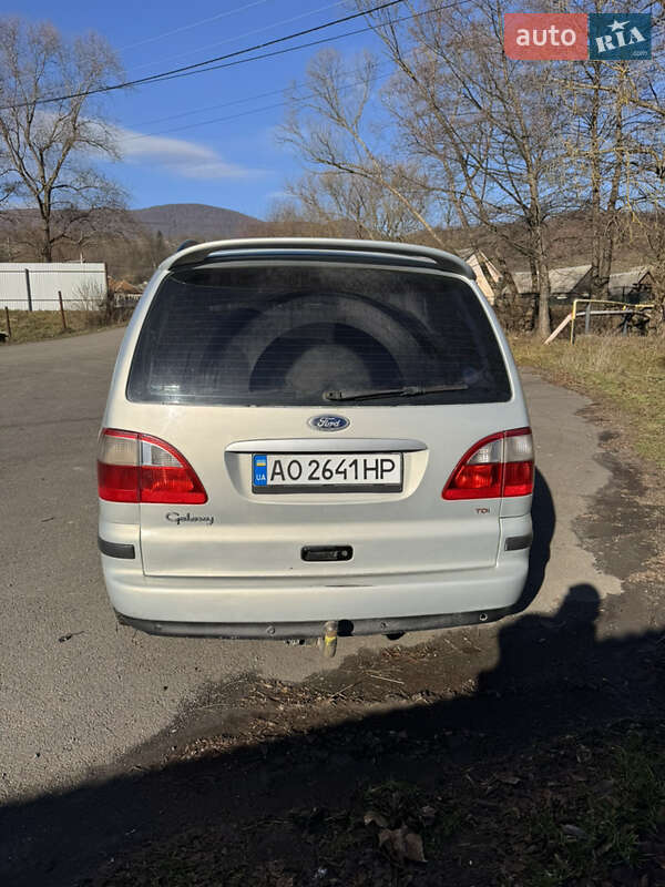 Минивэн Ford Galaxy 2000 в Мукачево