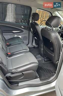 Минивэн Ford Galaxy 2006 в 