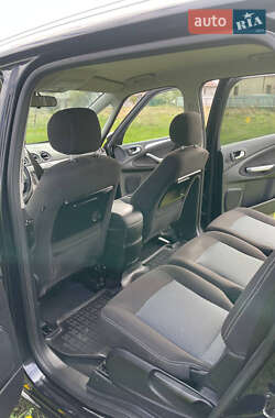 Минивэн Ford Galaxy 2011 в 