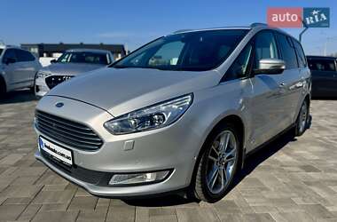 Минивэн Ford Galaxy 2019 в 