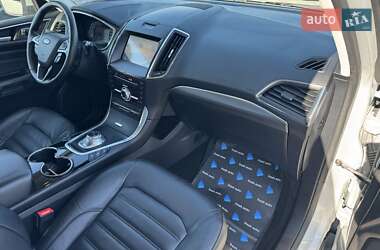 Минивэн Ford Galaxy 2019 в 