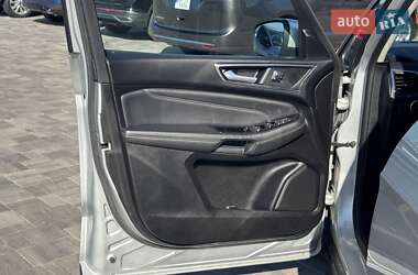 Минивэн Ford Galaxy 2019 в 