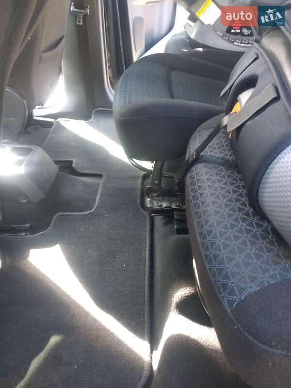 Мінівен Ford Galaxy 2007 в Львові