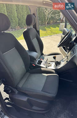 Минивэн Ford Galaxy 2010 в 