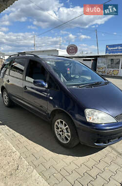 Минивэн Ford Galaxy 2000 в Чопе