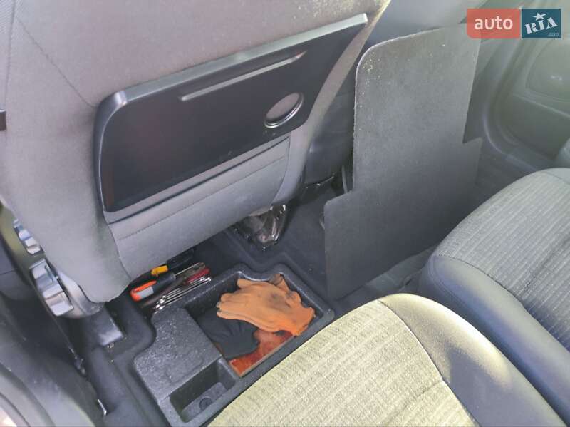 Минивэн Ford Galaxy 2013 в Киеве