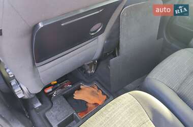 Минивэн Ford Galaxy 2013 в 