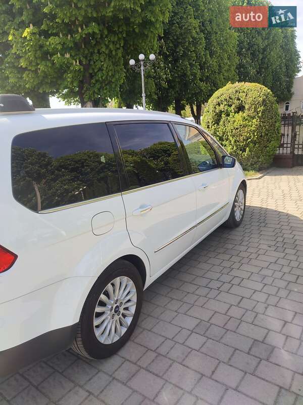 Минивэн Ford Galaxy 2014 в Черновцах