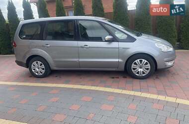 Минивэн Ford Galaxy 2009 в 