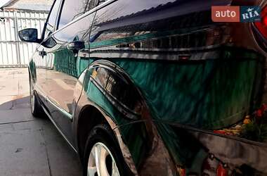 Минивэн Ford Galaxy 2011 в 