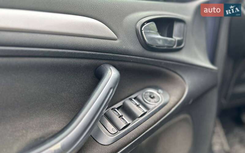 Минивэн Ford Galaxy 2011 в Черновцах