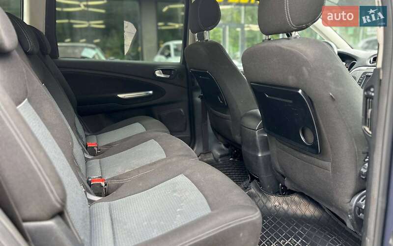 Минивэн Ford Galaxy 2011 в Черновцах