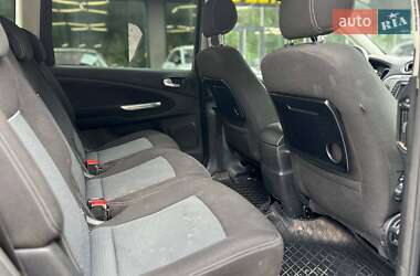 Минивэн Ford Galaxy 2011 в 