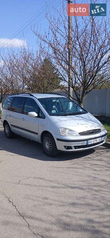 Минивэн Ford Galaxy 2002 в 