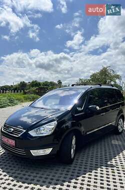 Минивэн Ford Galaxy 2013 в 