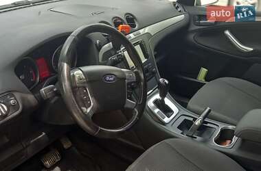 Минивэн Ford Galaxy 2013 в 