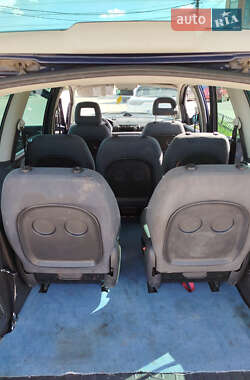 Минивэн Ford Galaxy 2005 в 
