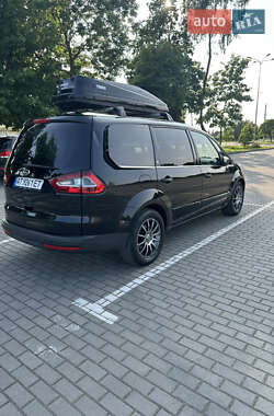Минивэн Ford Galaxy 2010 в 