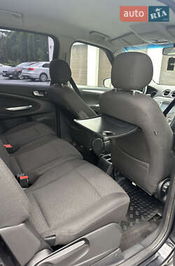 Минивэн Ford Galaxy 2008 в 