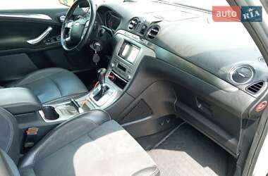 Минивэн Ford Galaxy 2008 в 
