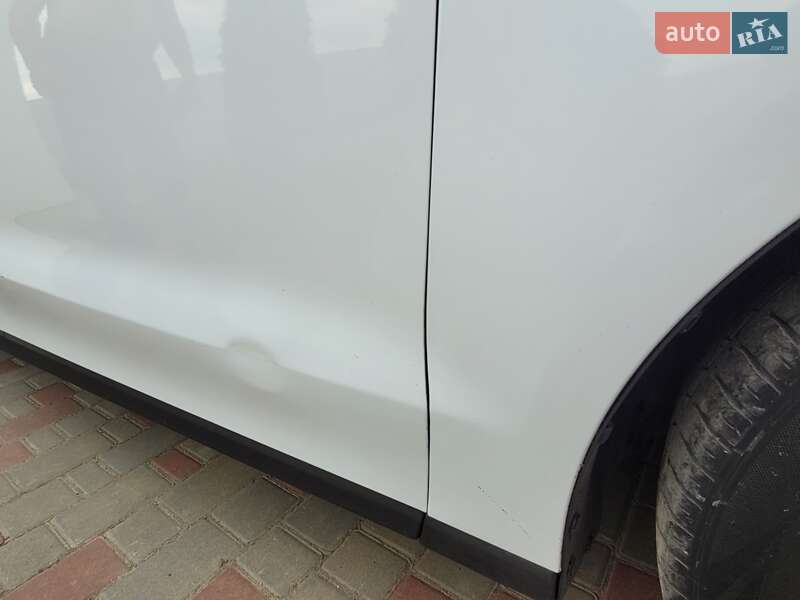 Минивэн Ford Galaxy 2015 в Новоднестровске фото 39 Минивэн Ford Galaxy 2015 в Новоднестровске