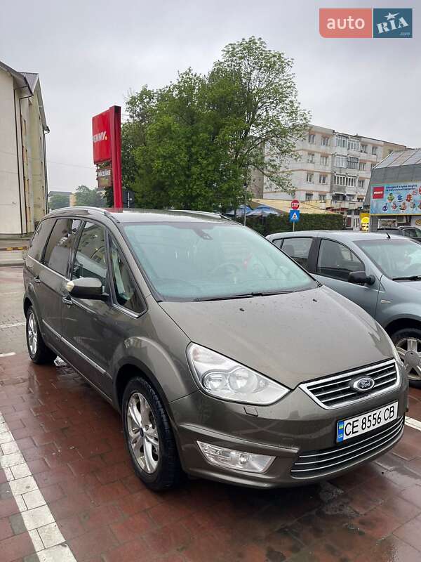 Минивэн Ford Galaxy 2011 в 