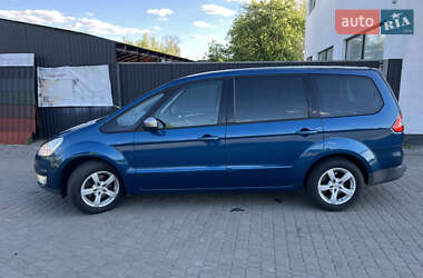 Минивэн Ford Galaxy 2006 в 