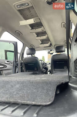 Минивэн Ford Galaxy 2010 в 