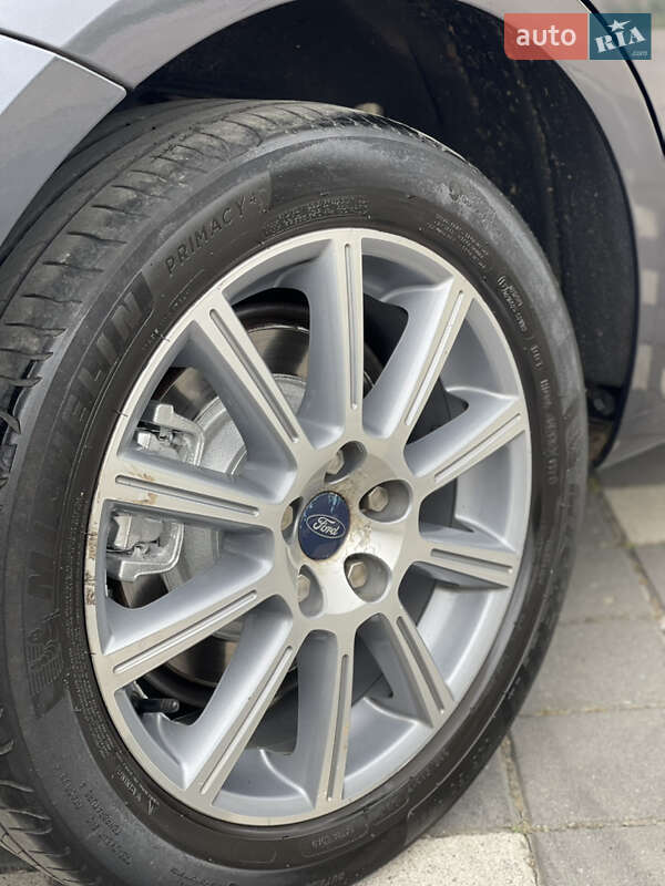 Минивэн Ford Galaxy 2010 в Стрые