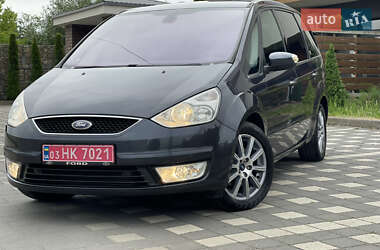 Минивэн Ford Galaxy 2010 в 