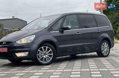 Минивэн Ford Galaxy 2010 в 
