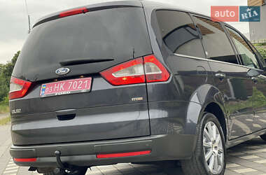 Минивэн Ford Galaxy 2010 в 