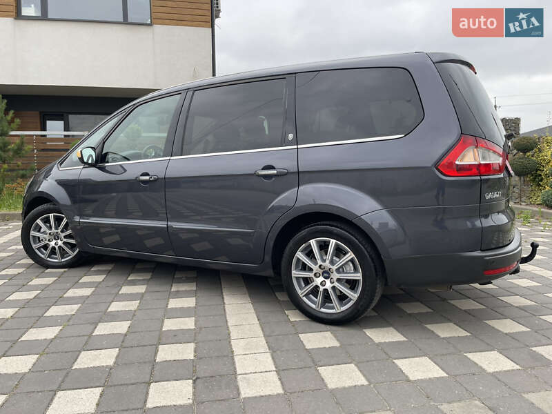 Минивэн Ford Galaxy 2010 в Стрые