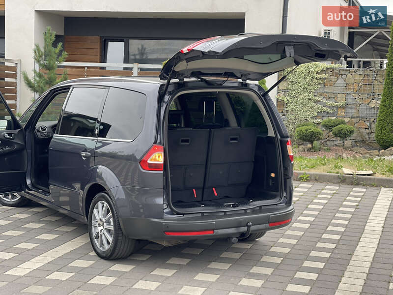 Минивэн Ford Galaxy 2010 в Стрые