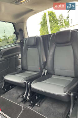 Минивэн Ford Galaxy 2010 в 