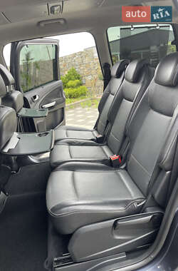 Минивэн Ford Galaxy 2010 в 