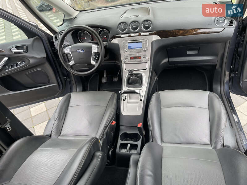 Минивэн Ford Galaxy 2010 в Стрые