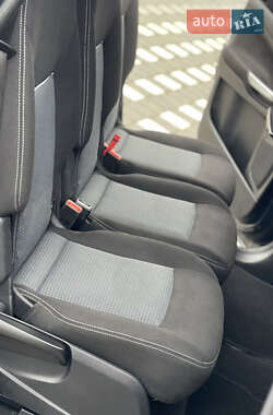 Мінівен Ford Galaxy 2014 в 