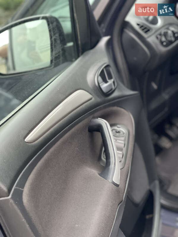 Минивэн Ford Galaxy 2014 в Стрые