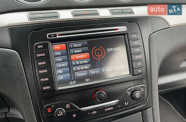 Мінівен Ford Galaxy 2014 в 